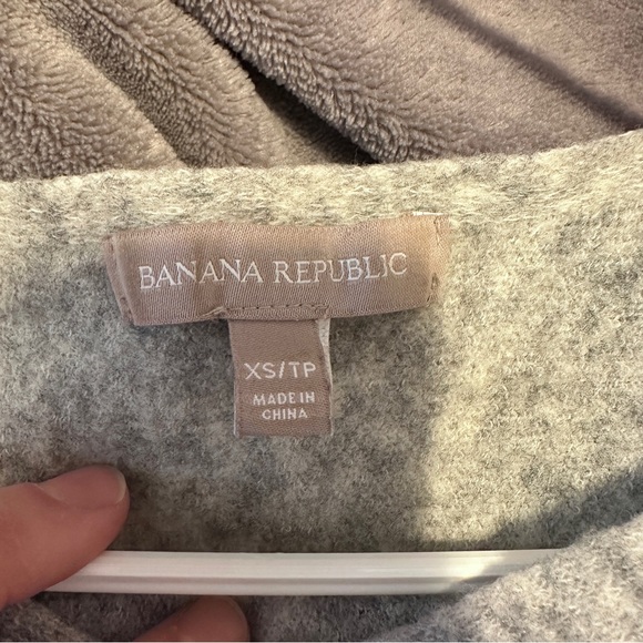 Banana Republic Grey Boat Neck Cropped Merino Wool Sweater Size XS Women’s - Picture 8 of 9